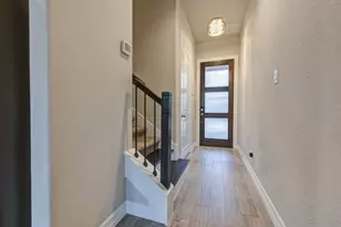 11010 Cres Light Way, Houston, TX 77043 - Photo 3