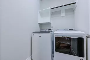 11010 Cres Light Way, Houston, TX 77043 - Photo 11