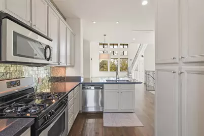 5000 Schuler Street #D, Houston, TX 77007 - Photo 17