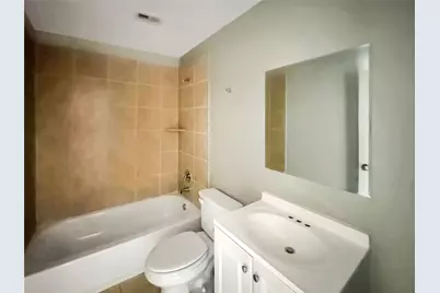 6931 Weaver Road, Houston, TX 77028 - Photo 9