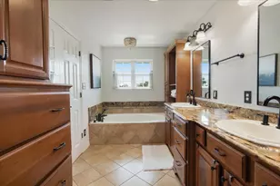 2203 Lomax Dr, La Porte, TX 77571 - Photo 19