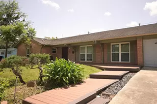 9810 Cliffwood Dr, Houston, TX 77096 - Photo 1