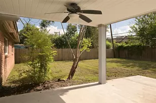 9810 Cliffwood Dr, Houston, TX 77096 - Photo 41