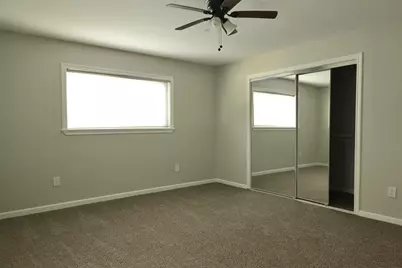 9810 Cliffwood Drive, Houston, TX 77096 - Photo 11