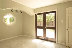 9810 Cliffwood Dr, Houston, TX 77096 - Photo 35