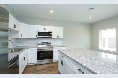 14010 Longstreet Road #4, Willis, TX 77318 - Photo 13