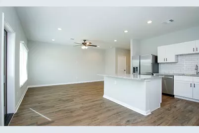 14010 Longstreet Road #4, Willis, TX 77318 - Photo 11