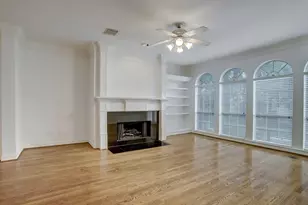 2205 Commonwealth St, Houston, TX 77006 - Photo 5