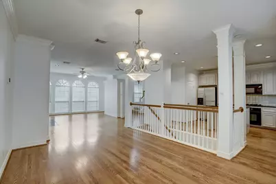 2205 Commonwealth Street, Houston, TX 77006 - Photo 7