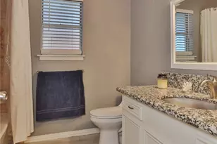 1 Shallowbrook St, Angleton, TX 77515 - Photo 21