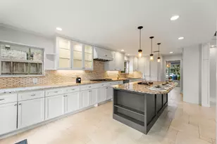 14115 River Forest Dr, Houston, TX 77079 - Photo 15