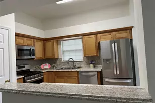 14202 Misty Knoll Ct, Houston, TX 77062 - Photo 11