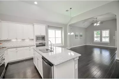 16639 Amelia Island Drive, Cypress, TX 77433 - Photo 19