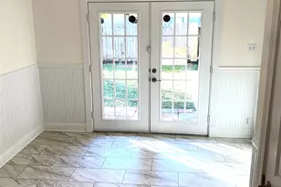 4329 Kinglet St, Houston, TX 77035 - Photo 11