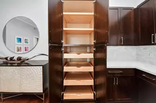 300 St Joseph Pkwy, Houston, TX 77002 - Photo 5