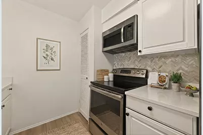 1803 Stoney Brook Drive #108, Houston, TX 77063 - Photo 3