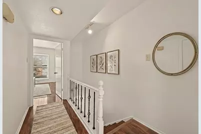 1803 Stoney Brook Drive #108, Houston, TX 77063 - Photo 9