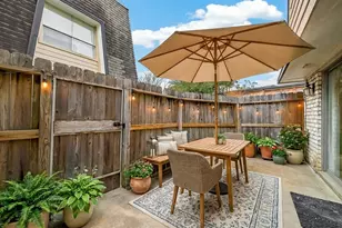 1803 Stoney Brook Dr, Houston, TX 77063 - Photo 5