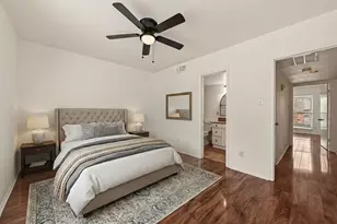 1803 Stoney Brook Dr, Houston, TX 77063 - Photo 7