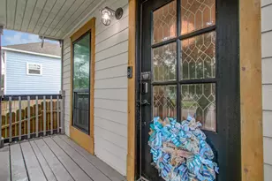 1109 31st St, Galveston, TX 77550 - Photo 5