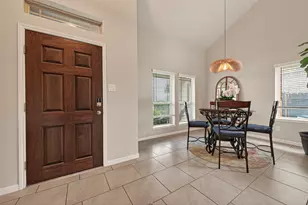 5627 Pleasant Falls Dr, Richmond, TX 77407 - Photo 5