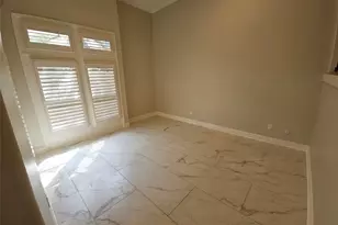 4716 Post Oak Timber Dr, Houston, TX 77056 - Photo 11