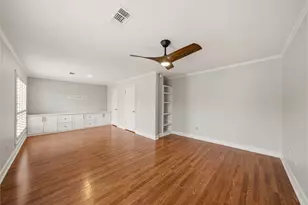 4716 Post Oak Timber Dr, Houston, TX 77056 - Photo 23