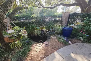 4716 Post Oak Timber Dr, Houston, TX 77056 - Photo 15