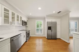 4716 Post Oak Timber Dr, Houston, TX 77056 - Photo 11