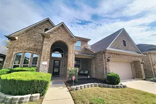 5822 Crawford Hill Ln, Sugar Land, TX 77479 - Photo 1