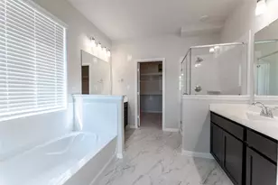 2830 Obsidian Dr, Rosharon, TX 77583 - Photo 11