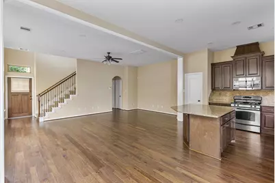 7 Cheswood Manor Court, The Woodlands, TX 77382 - Photo 5