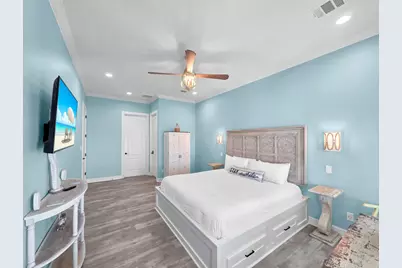2627 Holiday Drive, Crystal Beach, TX 77650 - Photo 25