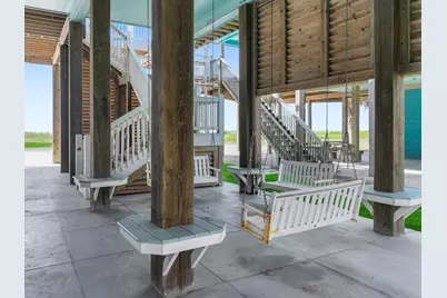 2627 Holiday Drive, Crystal Beach, TX 77650 - Photo 9