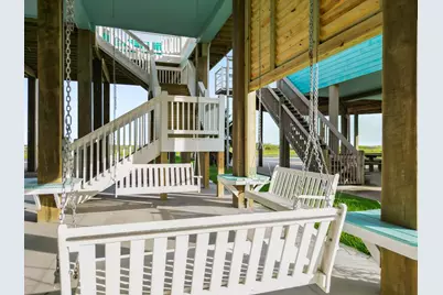 2627 Holiday Drive, Crystal Beach, TX 77650 - Photo 13