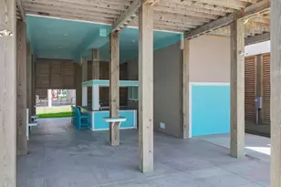 2627 Holiday Dr, Crystal Beach, TX 77650 - Photo 11