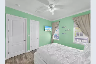 2627 Holiday Drive, Crystal Beach, TX 77650 - Photo 35