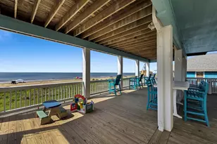 2627 Holiday Dr, Crystal Beach, TX 77650 - Photo 47