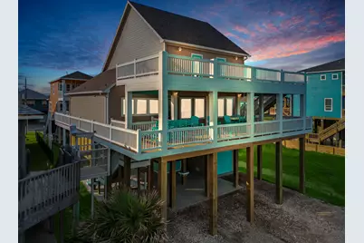 2627 Holiday Drive, Crystal Beach, TX 77650 - Photo 3