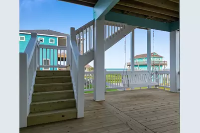 2627 Holiday Drive, Crystal Beach, TX 77650 - Photo 7