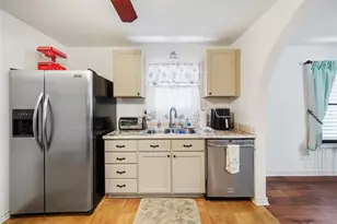 6120 Ave Q 1/2, Galveston, TX 77551 - Photo 11