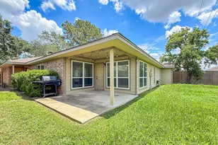 2205 Georgetown St, Katy, TX 77493 - Photo 3
