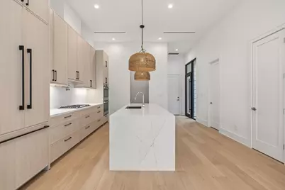 824 Malone Street, Houston, TX 77007 - Photo 9