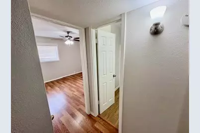 2101 Fountain View Drive #14, Houston, TX 77057 - Photo 9