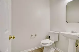 2507 Willow Springs Ln, Sugar Land, TX 77479 - Photo 9