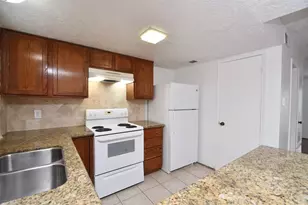 10018 Knoboak Dr, Houston, TX 77080 - Photo 15