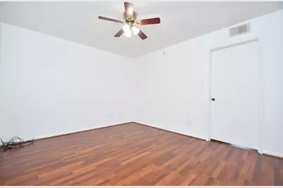 10018 Knoboak Drive #21, Houston, TX 77080 - Photo 23