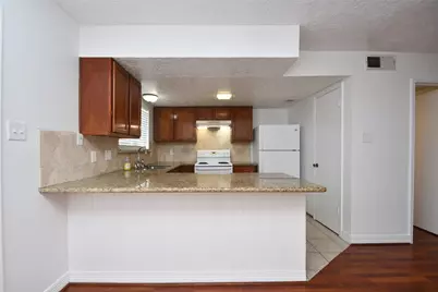 10018 Knoboak Drive #21, Houston, TX 77080 - Photo 11