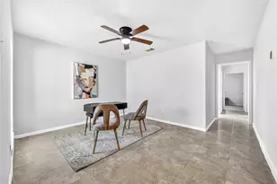 7026 Hedgewood St, Houston, TX 77016 - Photo 3
