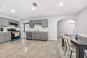 7026 Hedgewood St, Houston, TX 77016 - Photo 7